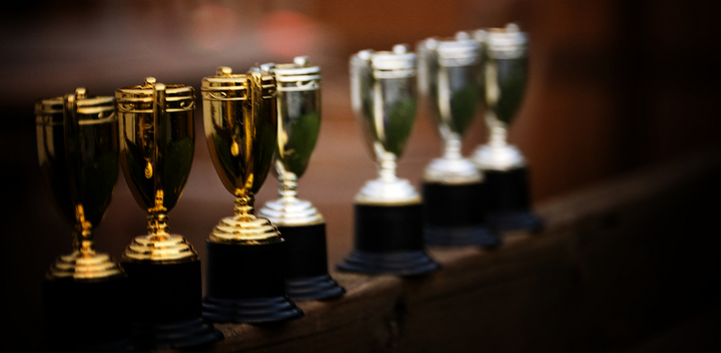 First-Class Entrepreneurs Win Trophies